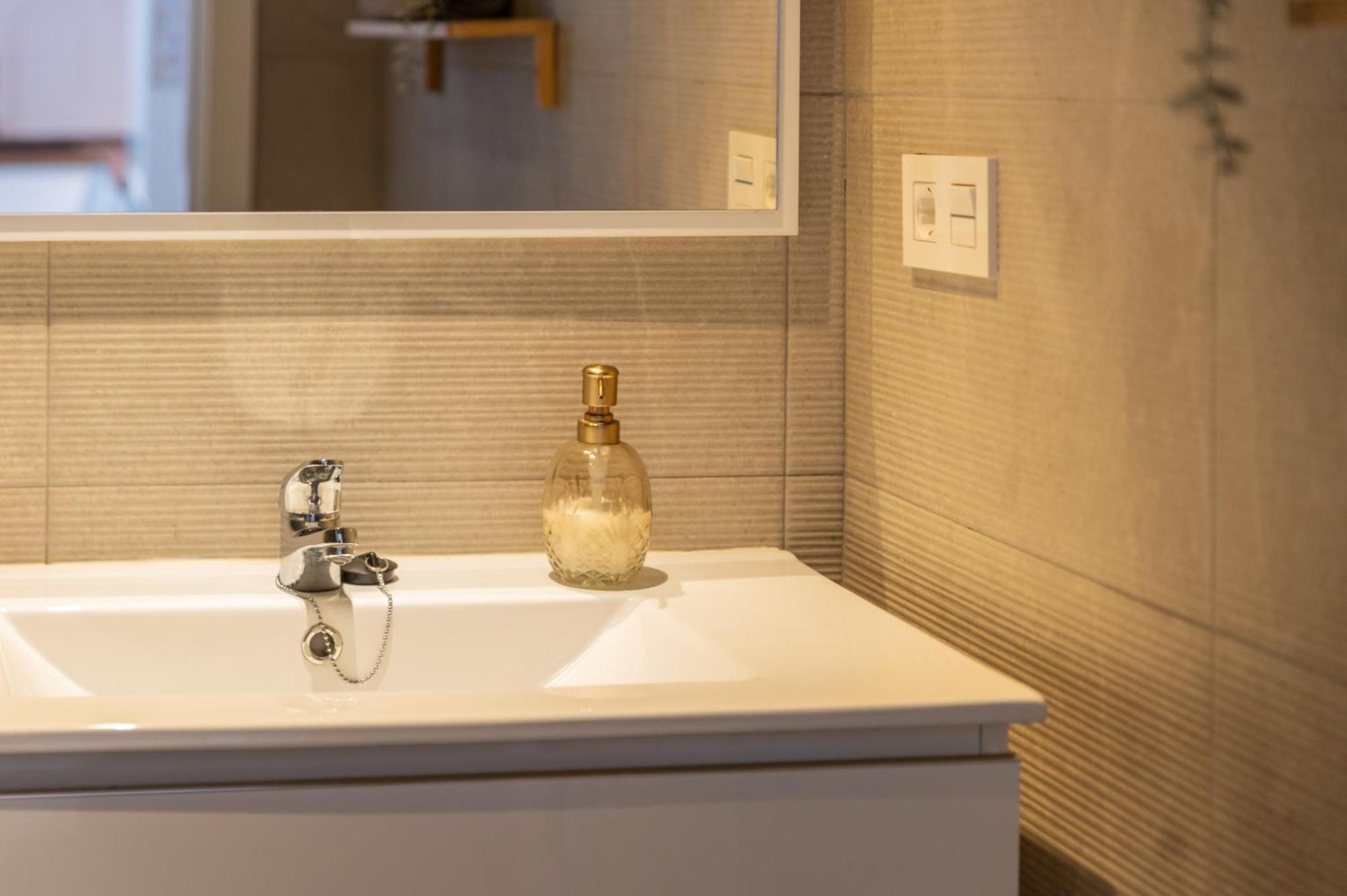 Urban Chic Loft Malaga City Center Luaran gambar